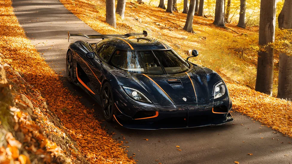 Scandal la Koenigsegg: Director concediat după ce a permis accesul unui angajat Porsche în fabrica suedeză, acum dă compania în judecată. Cât a cerut despăgubiri?