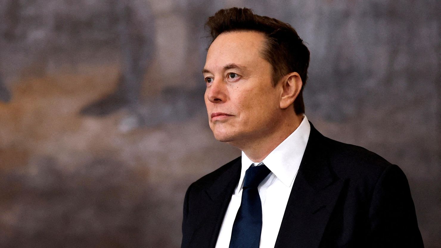 Elon Musk a numit la conducerea unuia dintre cele mai importante proiecte de AI un student de 20 de ani, după ce a concediat majoritatea angajaților