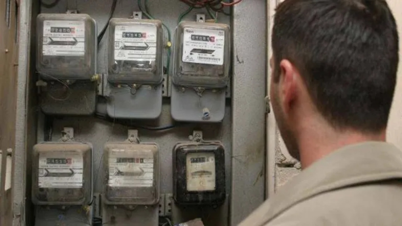 Cum a reușit un român să fure curent de la Enel timp de aproape 10 ani, fără să pățească nimic