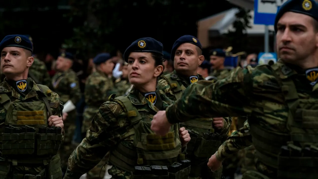 Femeile vor putea face armata din 2026. Ministrul Apărării: „Pentru a consolida și mai mult legătura dintre femei și Forțele Armate”