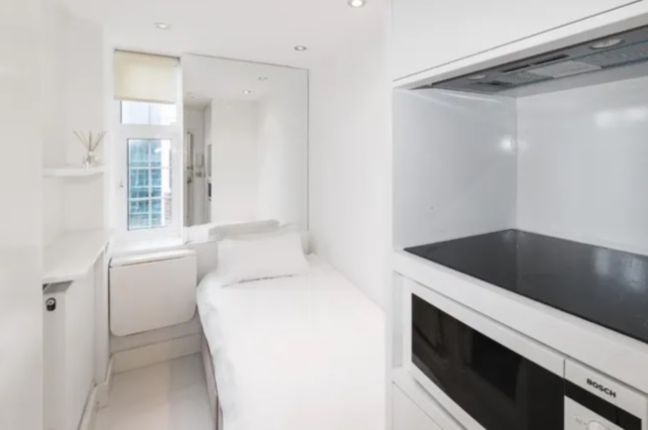 Bomba imobiliară a anului! Cu cât se vinde o garsonieră de 10 metri pătrați. Cu banii ăia îți iei trei apartamente în București!