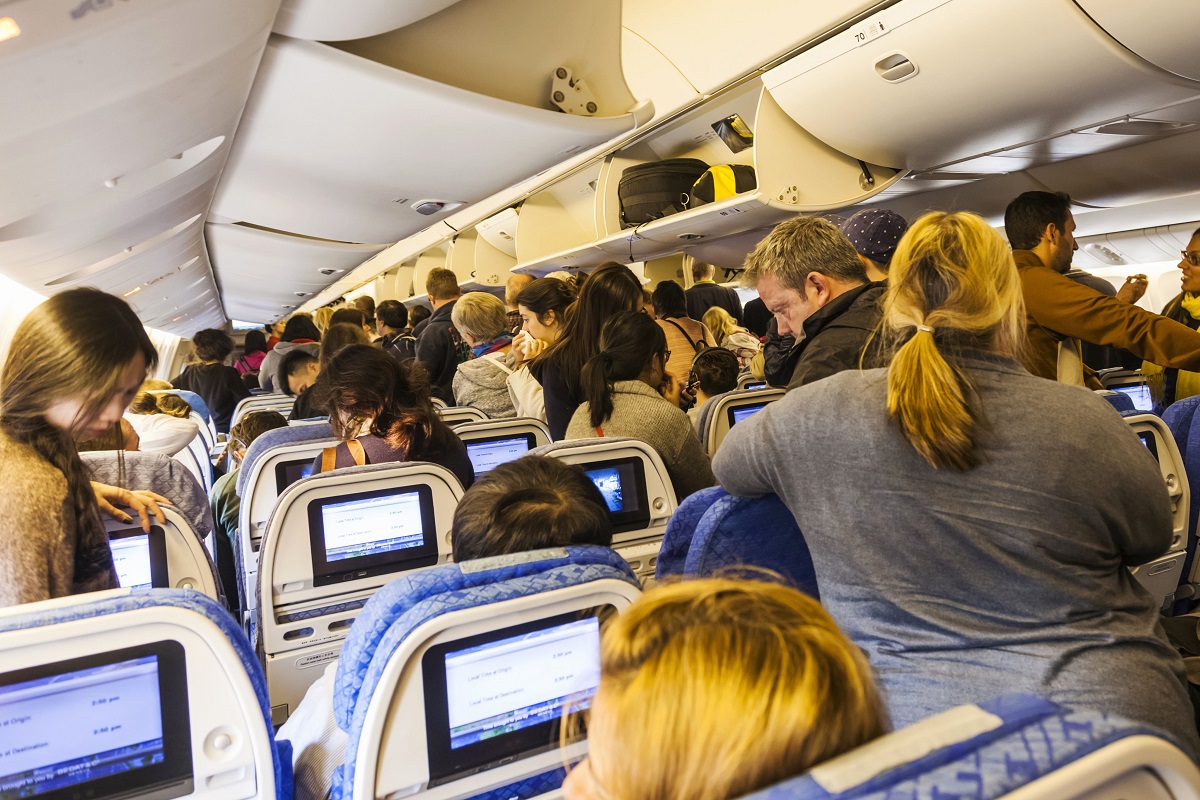 De ce este periculos să-ți schimbi locul în avion înainte de decolare. Un fost pilot trage un semnal de alarmă: „Avionul poate avea dificultăți în a se ridica de la sol”