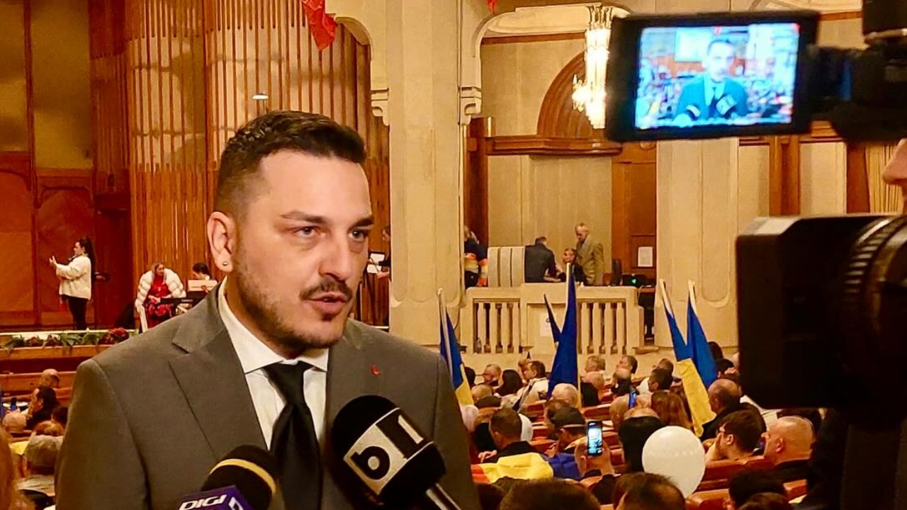 Makaveli, candidatul surpriză la Primăria Capitalei, are program politic și imn. Ce promite influencerul care a depășit 5% în sondaje