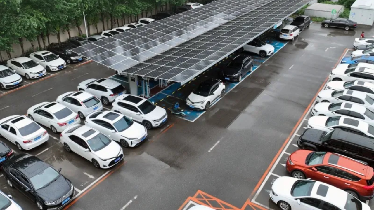 Interes scăzut pentru Rabla 2025: doar 65% din bugetul pentru mașini electrice a fost folosit