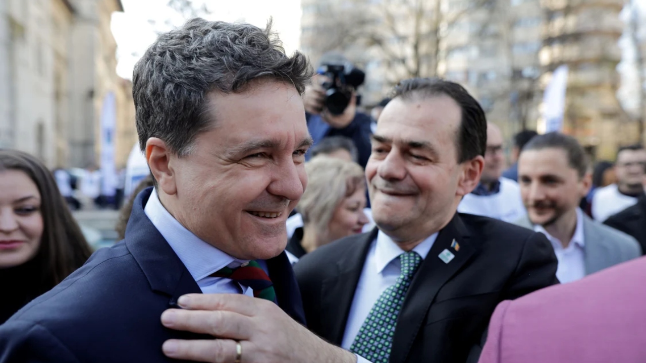 Nicușor Dan ar urma să-l numească pe Ludovic Orban consilier prezidențial pentru politică internă. Mihai Lazurca, vehiculat la șefia SIE, posibil consilier pe politică externă. Cine sunt consilierii care ar putea să facă parte din echipa președintelui SURSE