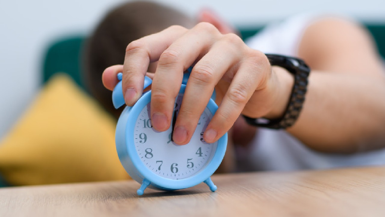 Beneficiile mai puțin știute pe care le are trecerea la ora de iarnă asupra organismului