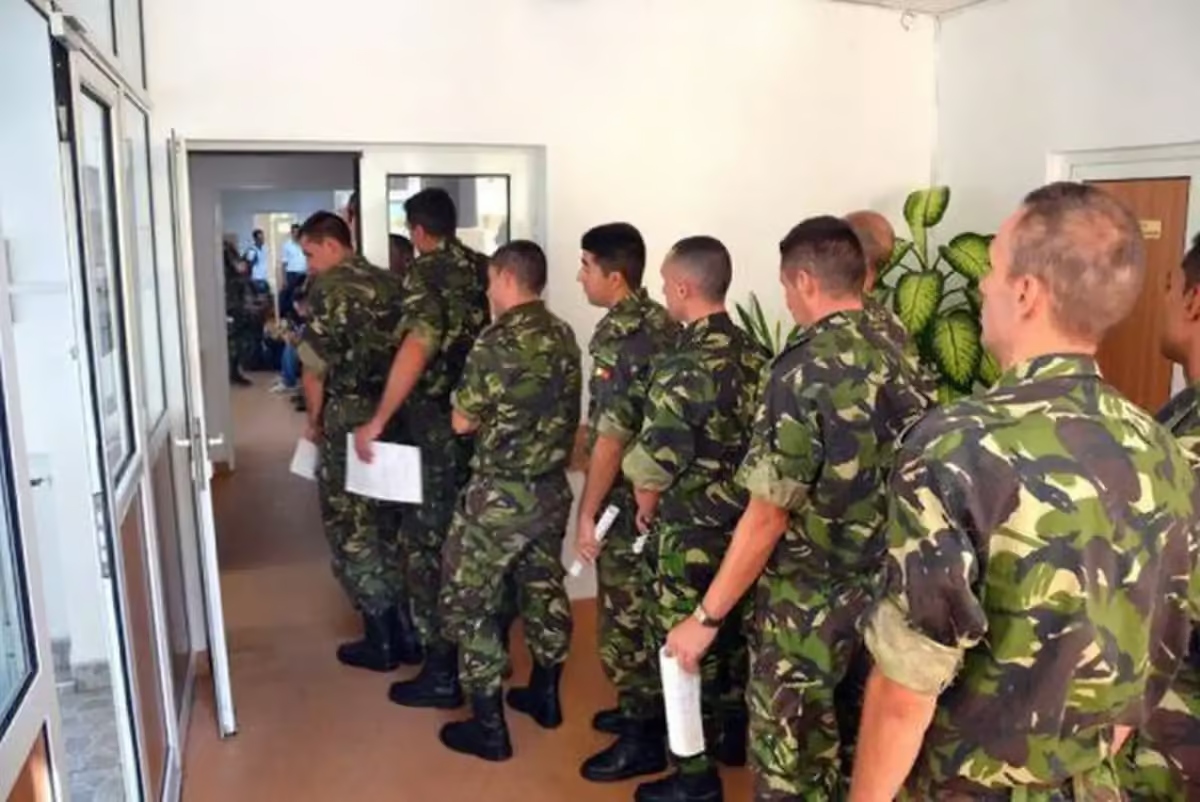 Cântărețul care făcea furori în România anilor 2.000 a primit ordinul de mobilizare. Vedeta a povestit ce trebuie să facă rezerviștii în această situație