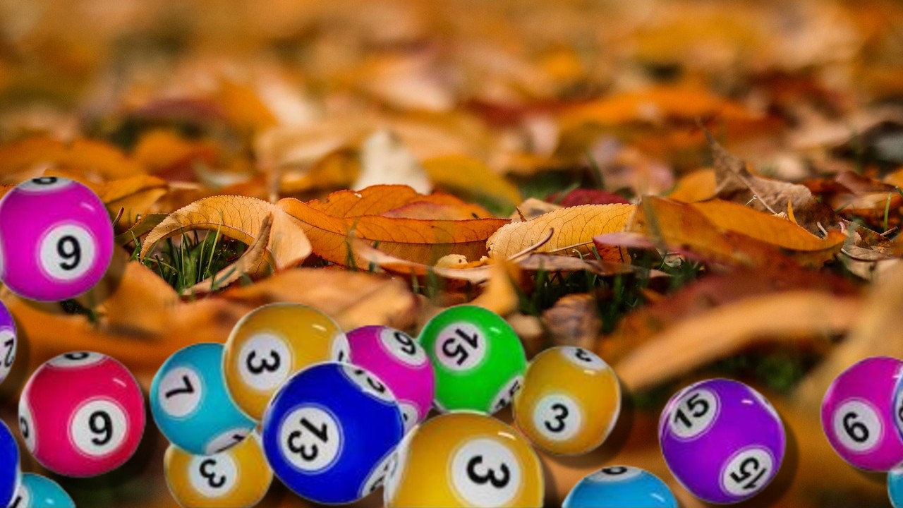 Rezultate loto 19 octombrie. Tragerile speciale loto ale toamnei. Sume uriașe puse în joc