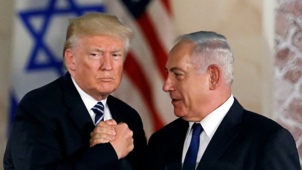 Donald Trump transmite că Israel și Hamas au semnat „prima fază” a planului de pace pentru Fâșia Gaza: „Toți ostaticii vor fi eliberați foarte curând, iar Israelul își va retrage trupele pe o linie convenită”