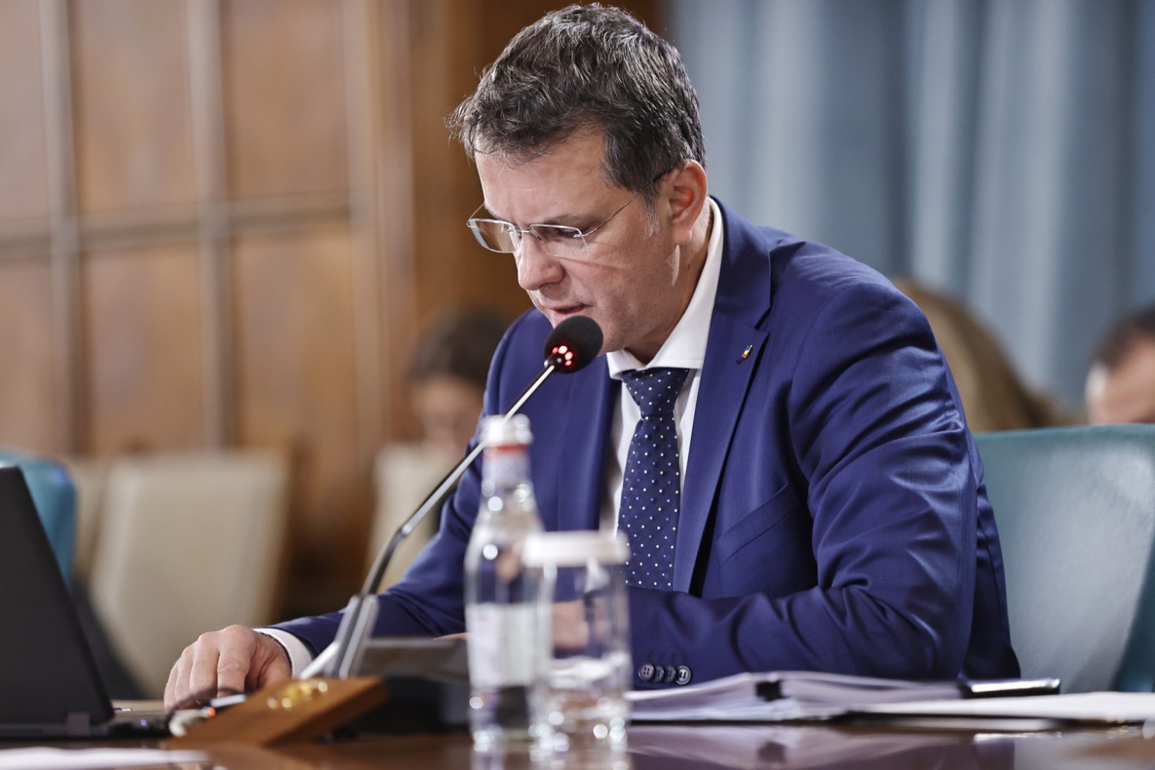 Ilie Bolojan, despre posibila demisie a lui Moşteanu: „Este o decizie pe care dânsul o ia, miniștrii acestui guvern sunt propuneri ale partidelor politice”