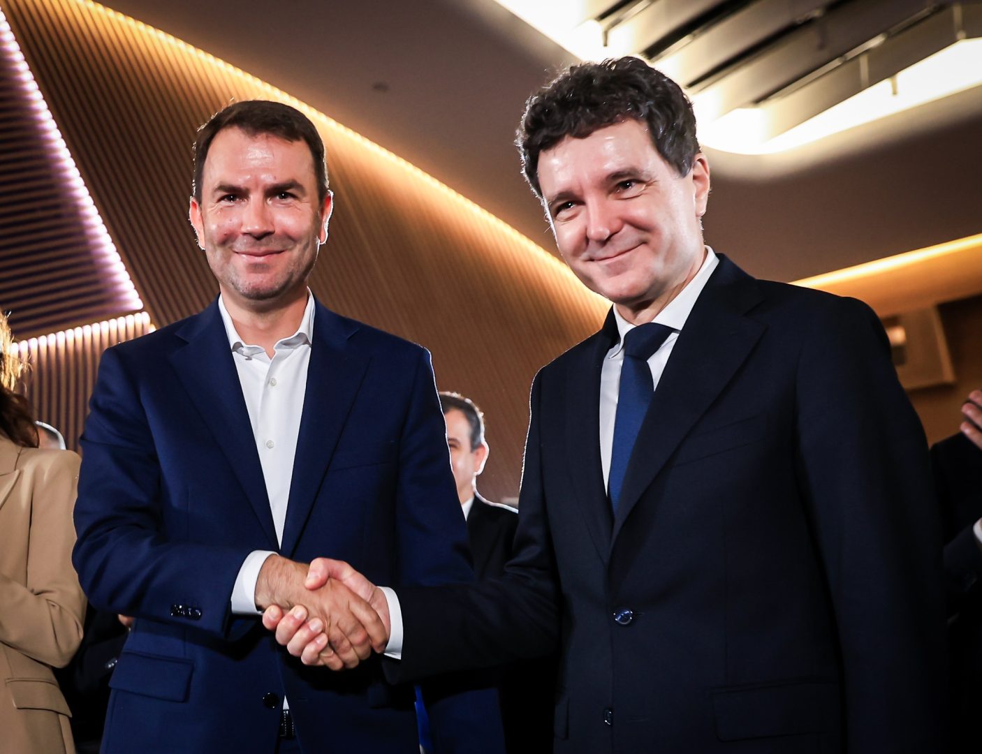 Cătălin Drulă intră în cursa pentru Primăria Capitalei. Candidatul USR, susţinut de preşedintele Nicuşor Dan