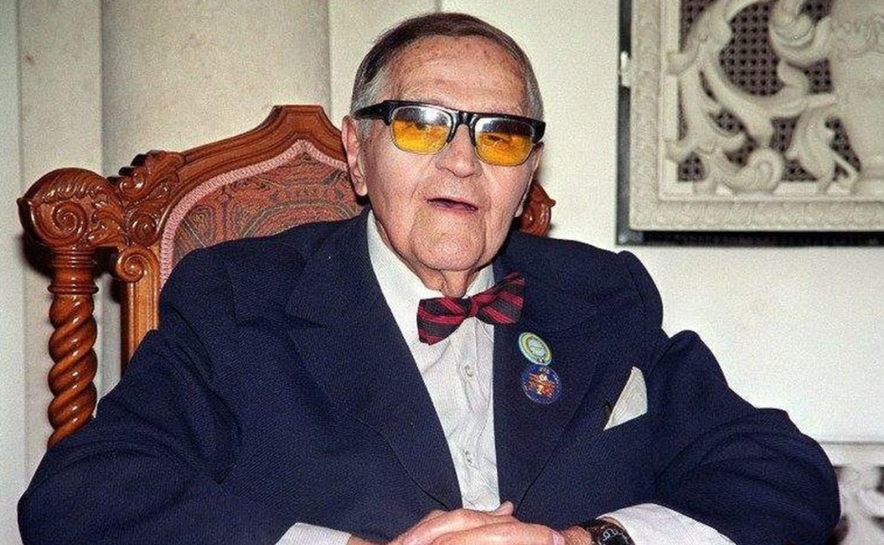 Mormântul lui Gică Petrescu, scos la ”lumină” după ani de paragină. CINE s-a ocupat de amenajare, CUM arată astăzi locul de veci