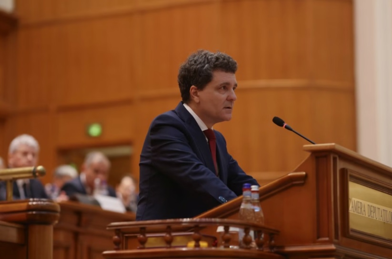 Nicușor Dan prezintă miercuri în parlament Strategia Naţională de Apărare, care va fi apoi supusă la vot