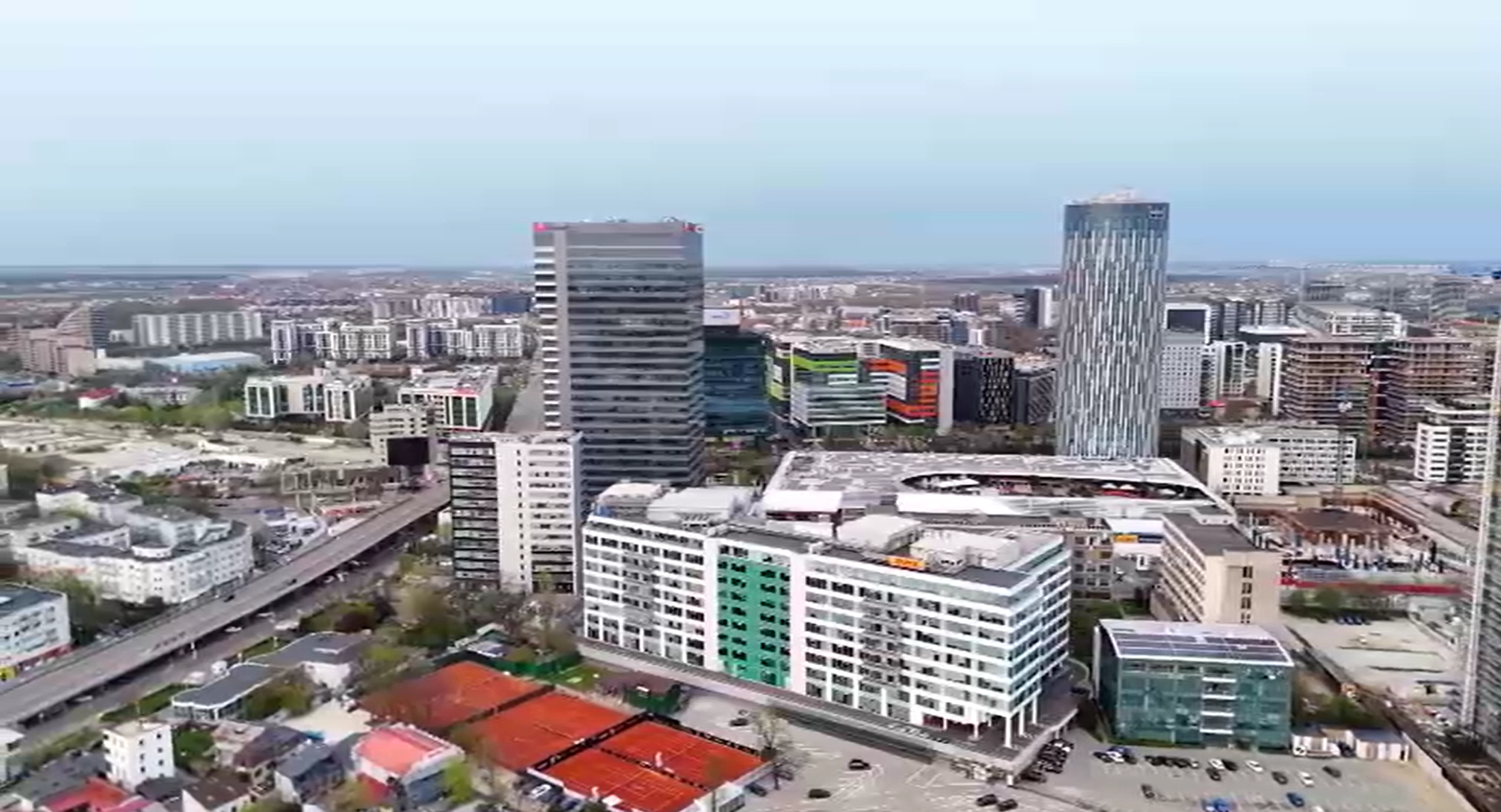 Parteneriatul public-privat, esenţial în dezvoltarea României