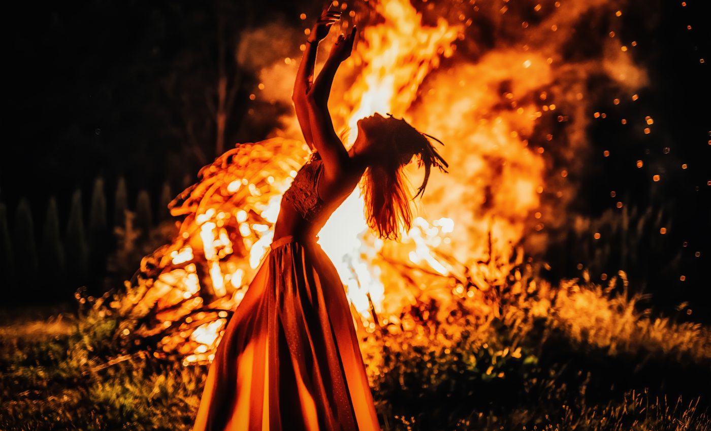 Senzuala VENUS în pasionalul SCORPION ridică miza în iubire până în 30 NOIEMBRIE 2025! Este TOTUL sau NIMIC pentru aceste 5 ZODII