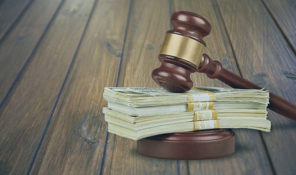 Atenție, stăpâni de câini! În acest oraș din România, o simplă abatere îți aduce o amendă frumușică de 10.000 de lei