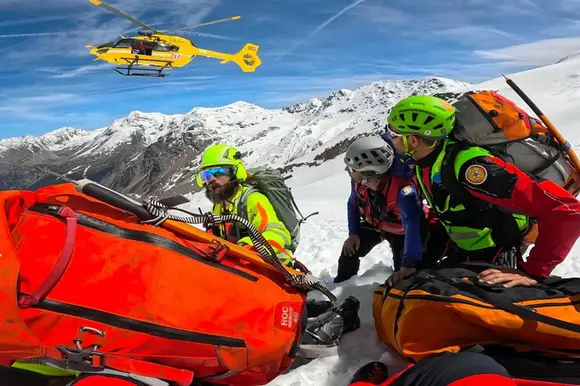 Tragedie imensă: cinci alpiniști au murit în urma unei avalanșe. „Primul grup, format din trei persoane, a fost complet îngropat sub zăpadă”