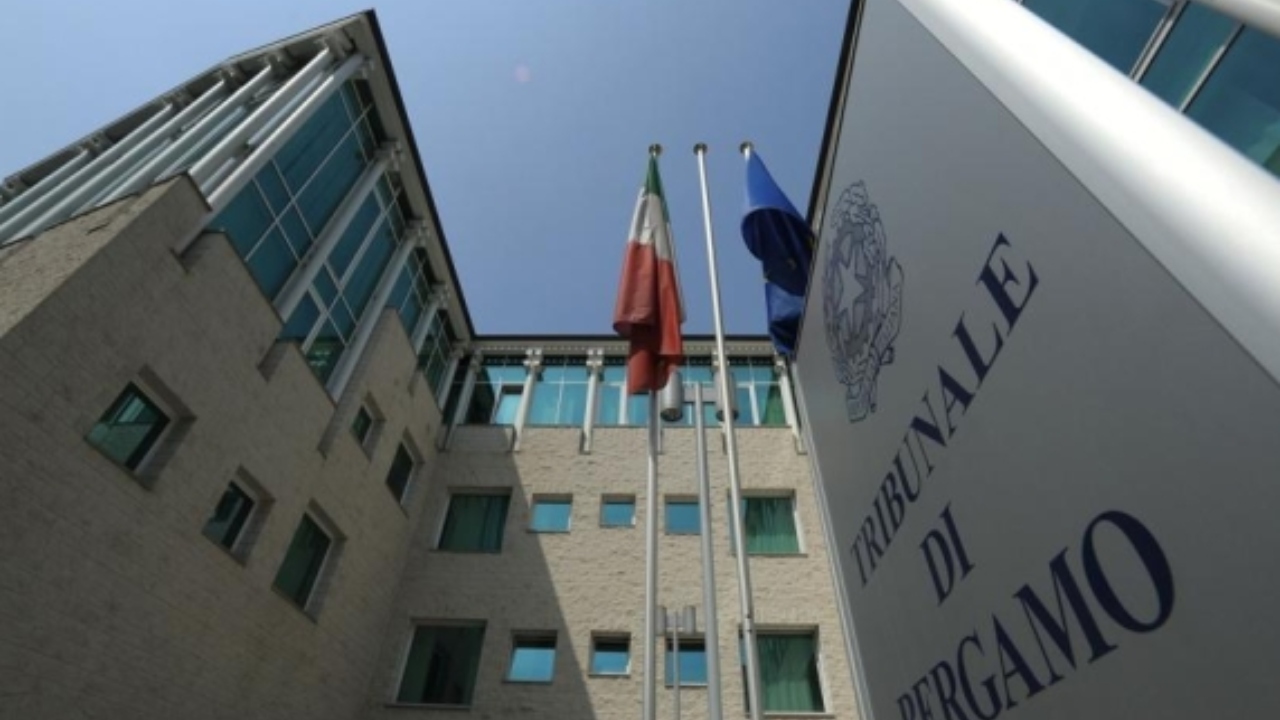 Cum a reușit un tânăr ucrainean să trăiască 6 ani în Italia cu un buletin românesc fals: „Nu am vrut să servesc în armată și să risc să merg la luptă”