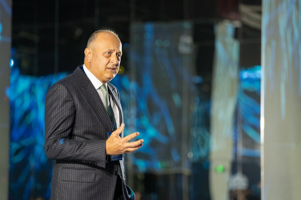 Dan Şucu îi îndeamnă la calm pe români, în ciuda scumpirilor şi concedierilor: „Dacă ne concentrăm doar pe ce merge mai puțin bine, intrăm cu toții într-un pesimism”