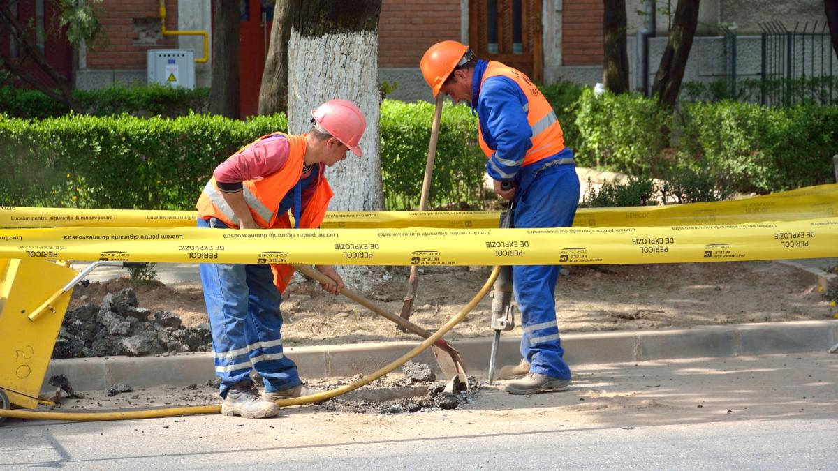 Aproape 50% dintre locuinţele cu gaze naturale din România nu au verificări şi revizii. Avertismentul specialiştilor: „De ce se produc tot mai multe explozii?”