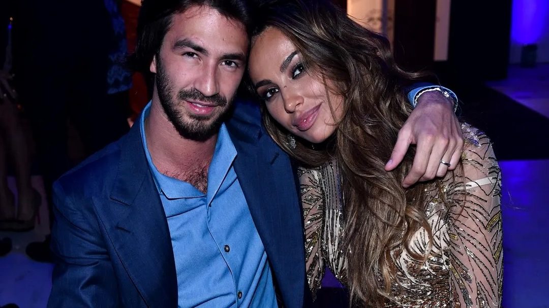 Mădălina Ghenea, sprijinită de fostul iubit miliardar în faţa instanţei. Mesaj emoţionant pentru Leonardo Maria Del Vecchio: „Binecuvântată să am un bărbat ca tine în viaţa mea”