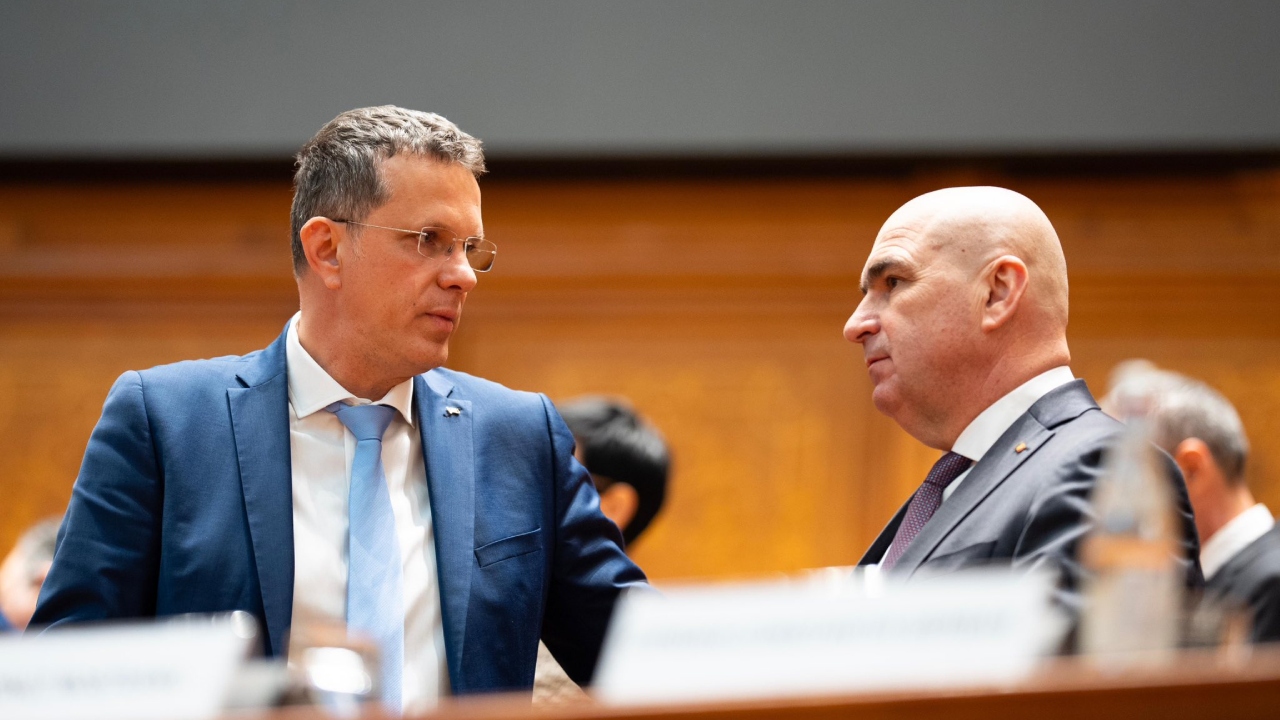 EXCLUSIV Ilie Bolojan se pregătește să-i ceară demisia lui Ionuț Moșteanu după scandalul CV-ului său (SURSE)