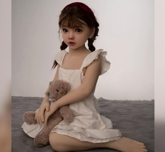 Guvernul francez suspendă platforma Shein în Franţa