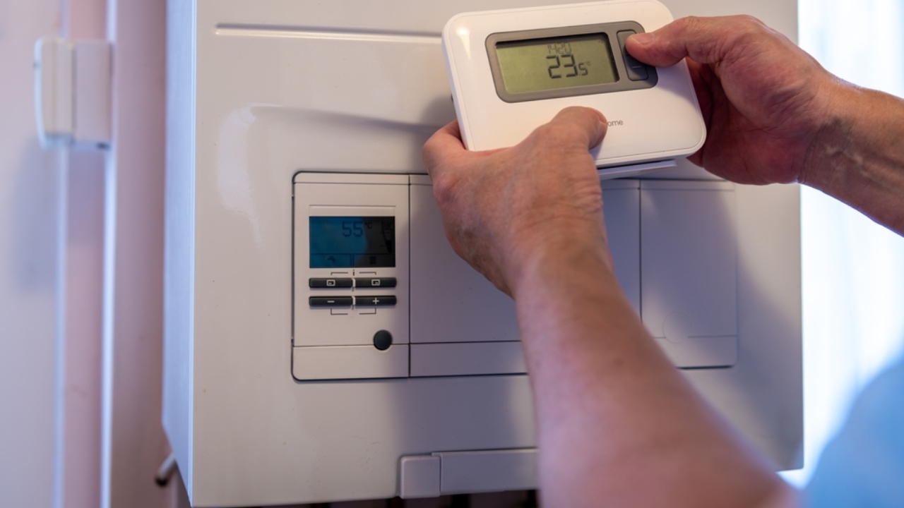 Metoda prin care poți reduce cu 20% factura la căldură Când trebuie să oprești centrala, potrivit specialiștilor