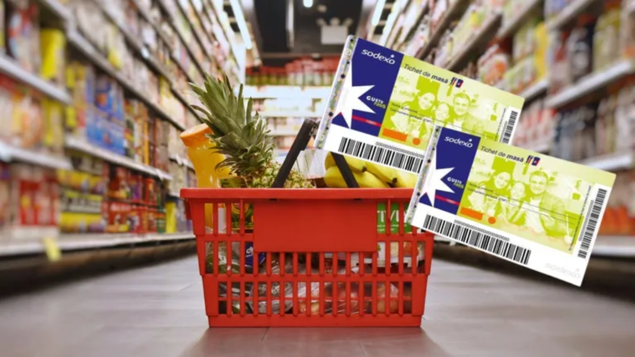 Țeapa dată românilor cu tichetele de masă. Crește numai valoarea maximală a tichetelor, iar angajatorii nu sunt obligați să ofere mai mulți bani