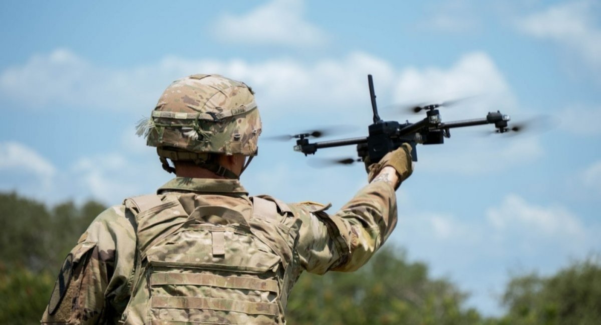 Ucraina foloseşte în război un sistem împrumutat din jocurile video. Pentru uciderea ruşilor, soldaţii primesc puncte cu care pot cumpăra arme mai bune