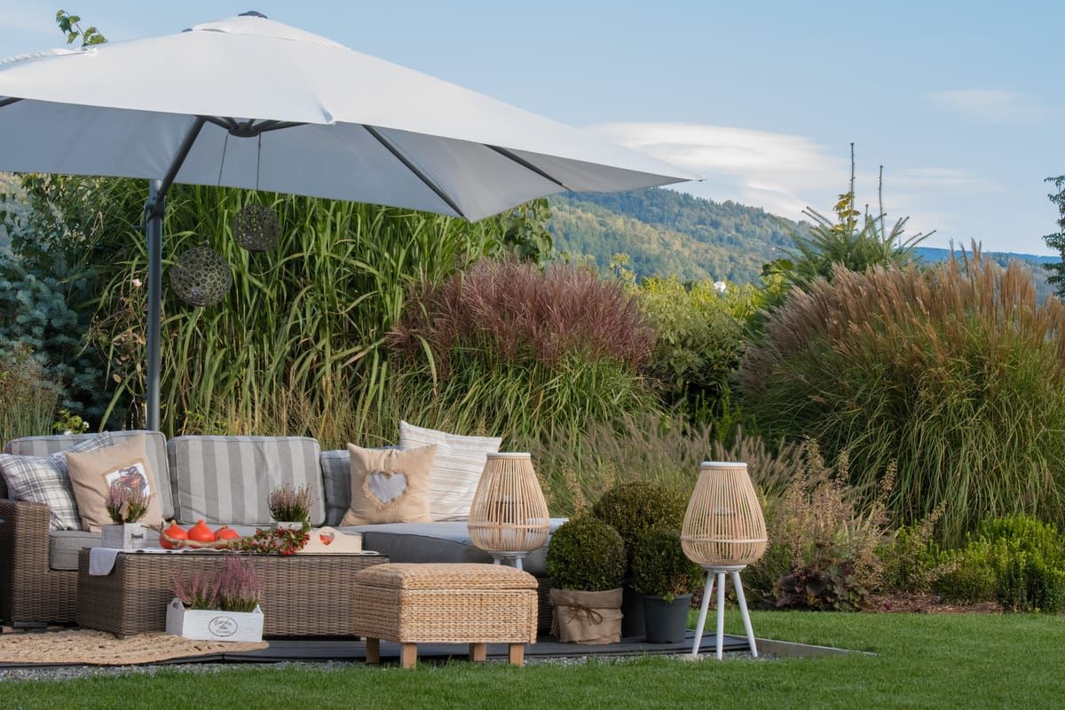 Cum alegi mobilierul de grădină potrivit: ghid complet pentru începători