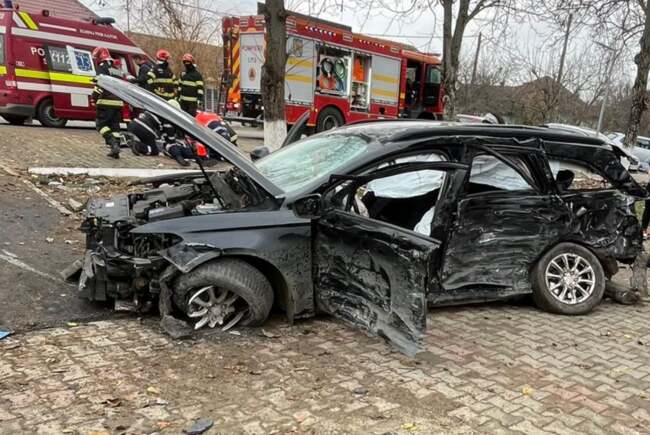 El este tânărul de 25 de ani care a murit în accidentul din Arad. Marius se afla pe scaunul din dreapta și nu a avut nicio șansă de supraviețuire