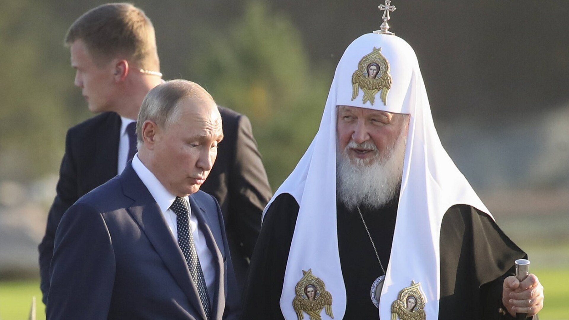 Patriarhul Kirill îi îndeamnă pe ruși să-i mulțumească lui Dumnezeu pentru că au un lider precum Vladimir Putin: „Este un dar de sus”.