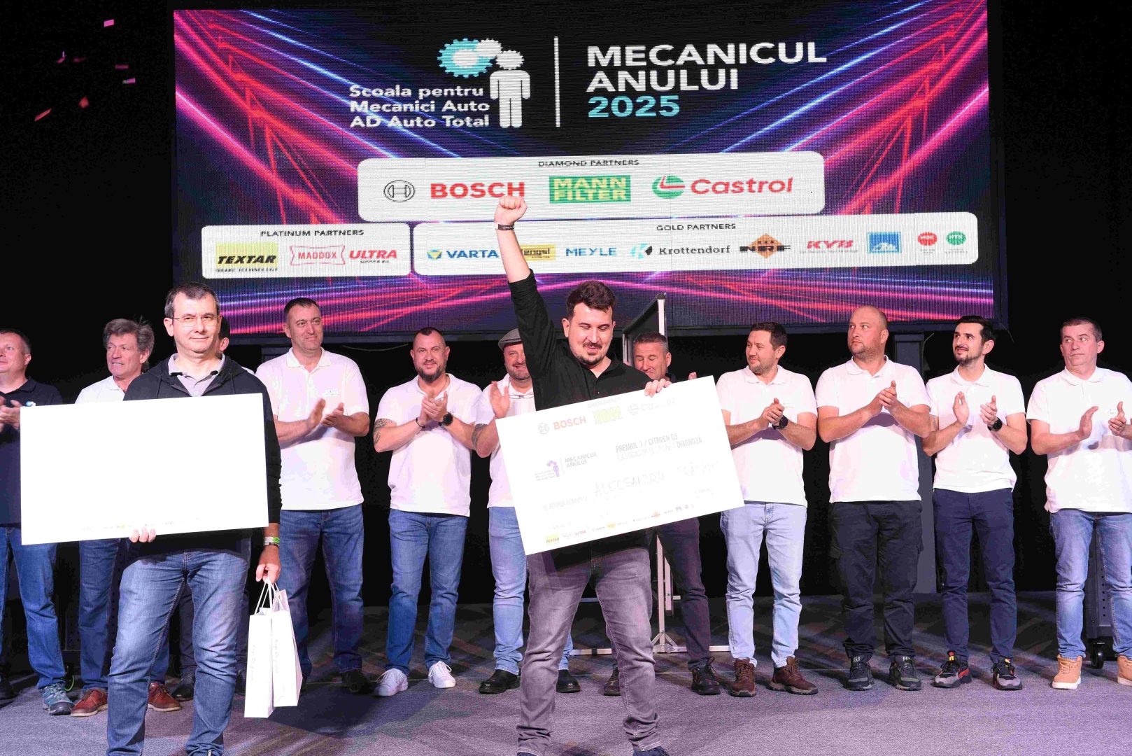 Mecanicul Anului: cine e omul Ferrari care-a câștigat cel mai mare concurs tehnic din România