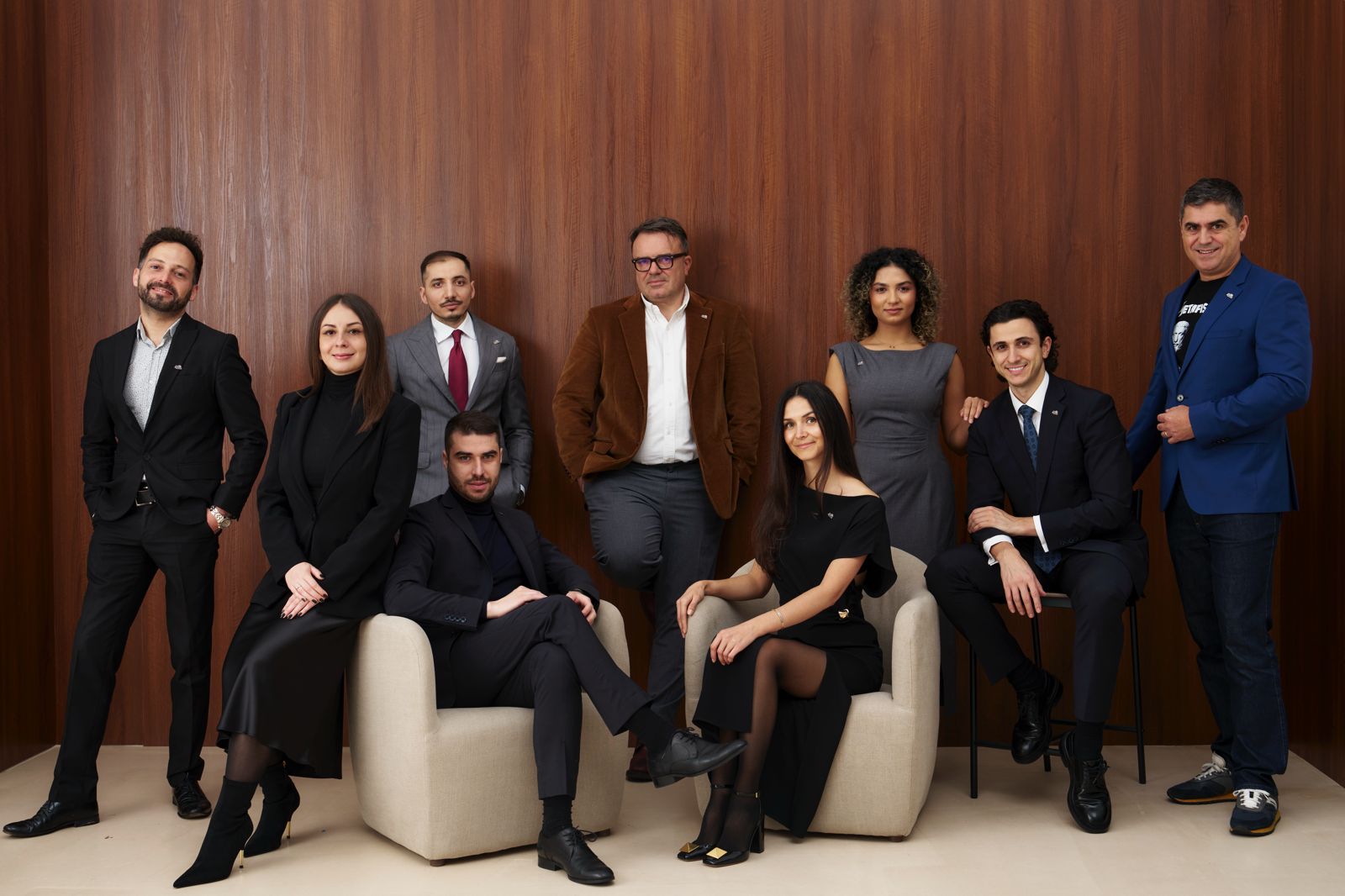 Asociația Cred în România anunță o nouă echipă de conducere formată din 6 directori de departament și o nouă componență a Consiliului Director