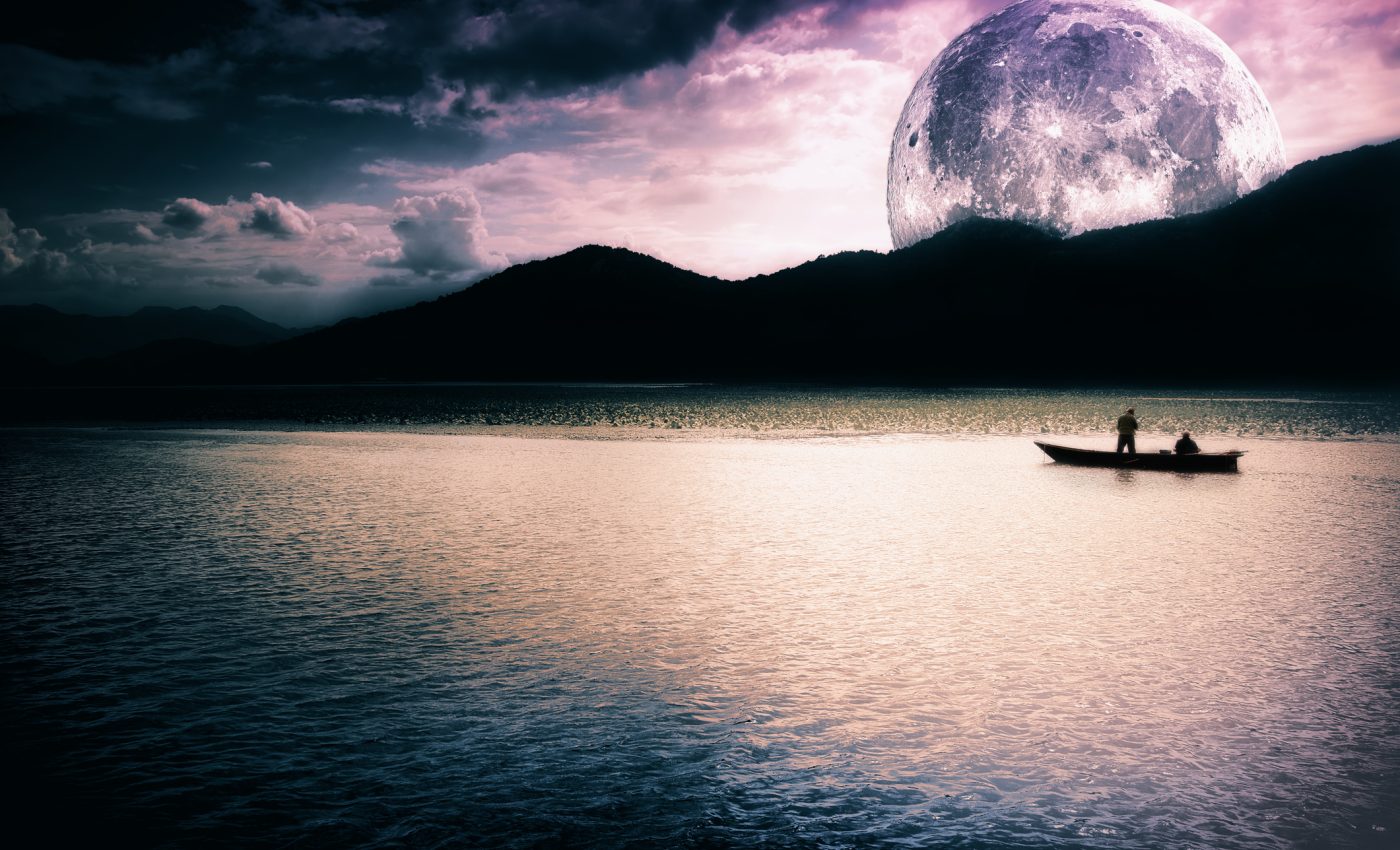 ZODIILE favorizate de alinierea Lunii în Scorpion cu visătorul Neptun în Pești. Ce revelații le pot schimba viața din 17 decembrie?