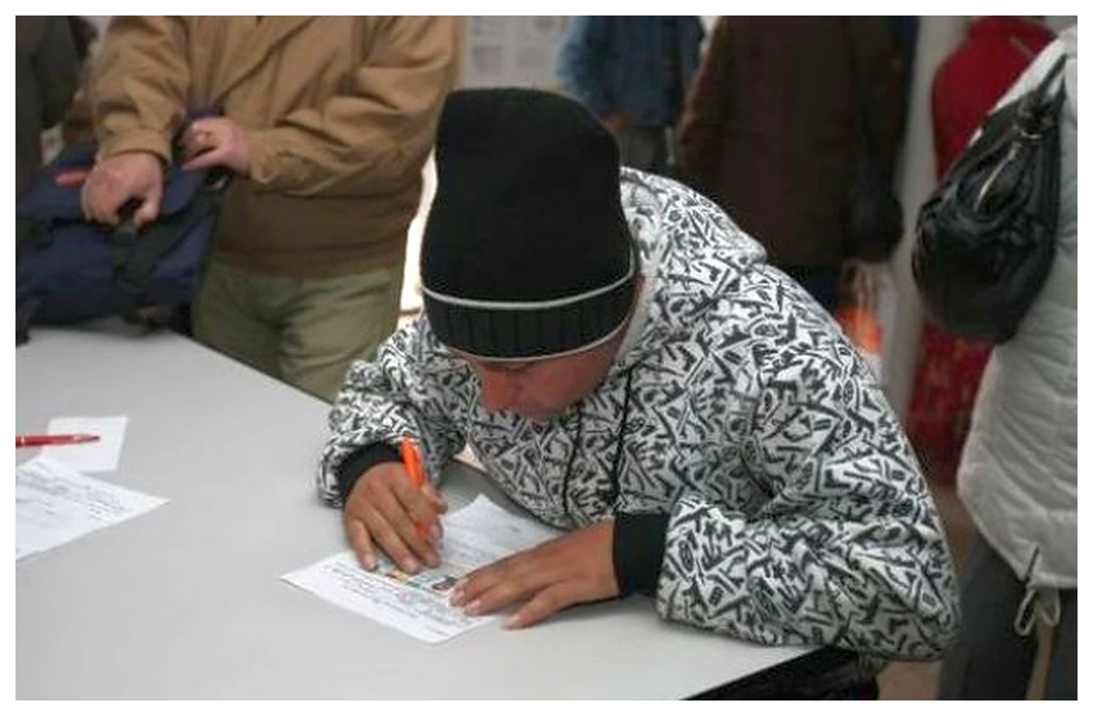 Se taie ajutoarele sociale pentru cine nu caută loc de muncă