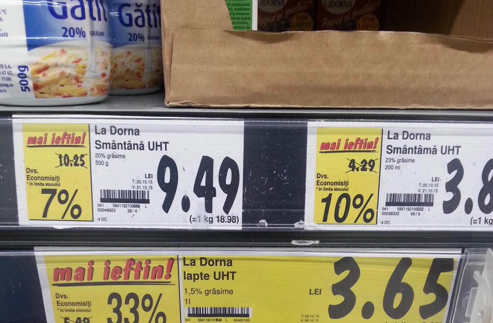 Ce se întâmplă în Kaufland după ora închiderii. Motivul pentru care angajaţii nu pleacă imediat acasă