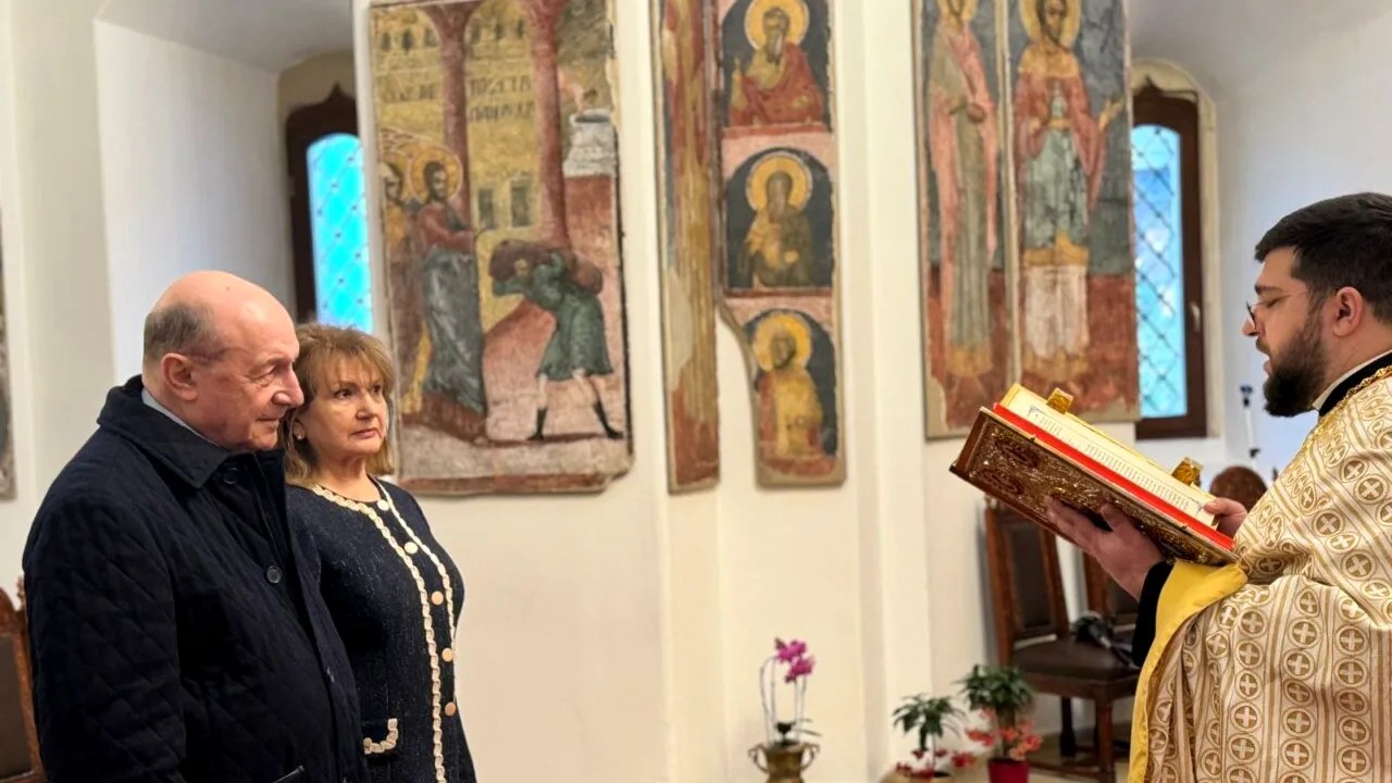 Traian Băsescu și soția lui, Maria, au sărbătorit nunta de aur: „Martor ne-a fost familia”