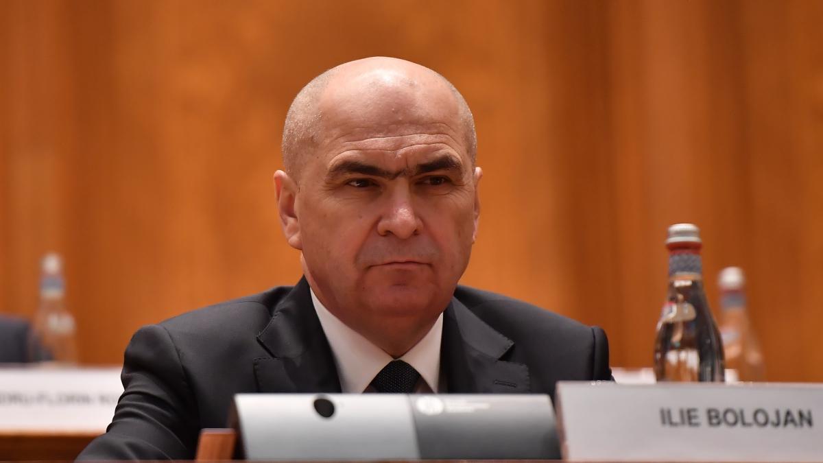 Decizie inexiplicabilă a lui Ilie Bolojan. Premierul strică minivacanța românilor dintre Revelion și Bobotează anulând o zi liberă tradițional