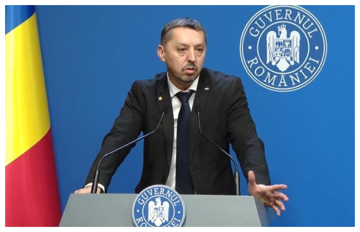 Ministrul Educației a aprobat noile programe școlare pentru elevii de liceu