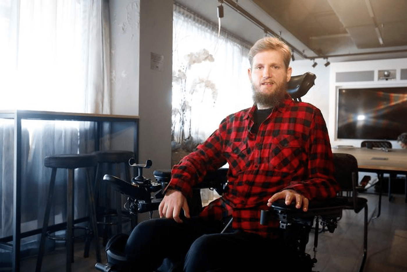 Cum a depășit Mihai Neșu accidentul de acum 14 ani care l-a trimis în scaunul cu rotile. „Dumnezeu mi-a dat un scop”