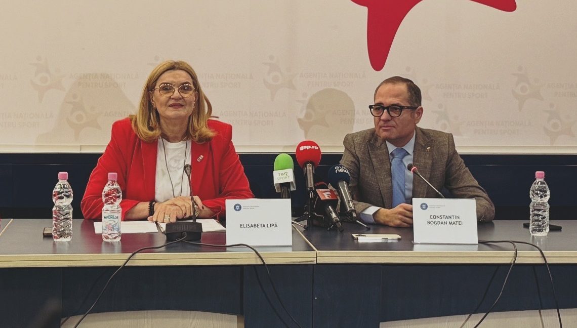 Demisie-bombă la miezul nopţii! Anunț în plin scandal: „Mă opresc din drumul profesional pentru a mă dedica în totalitate familiei”