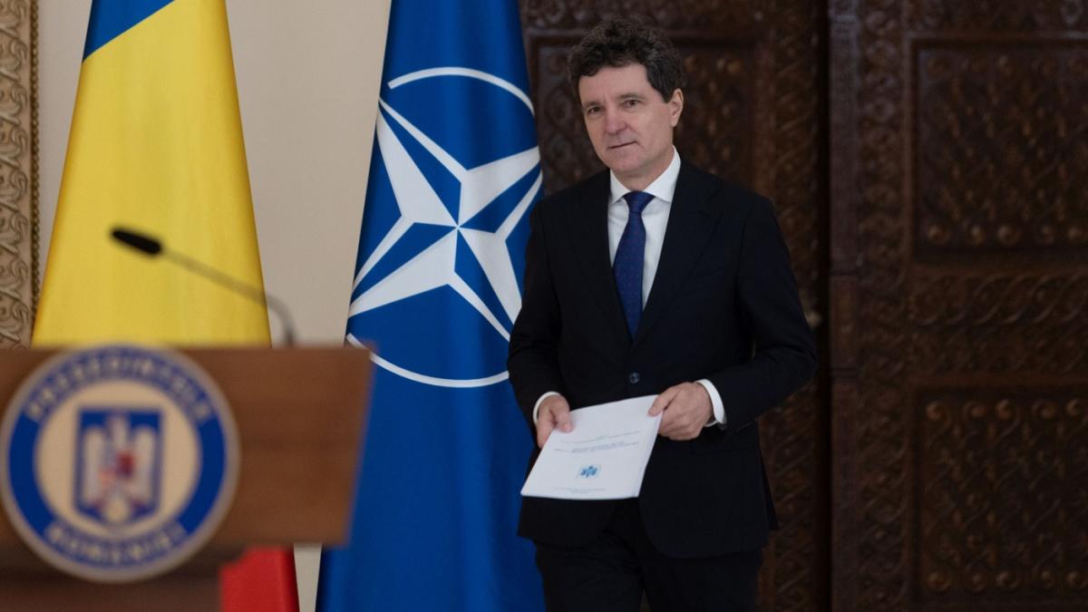 Motivul pentru care Nicuşor Dan a retrimis în Parlament legea combaterii extremismului, chiar dacă a trecut de controlul CCR: „Riscăm amplificarea tensiunilor într-o societate deja polarizată”