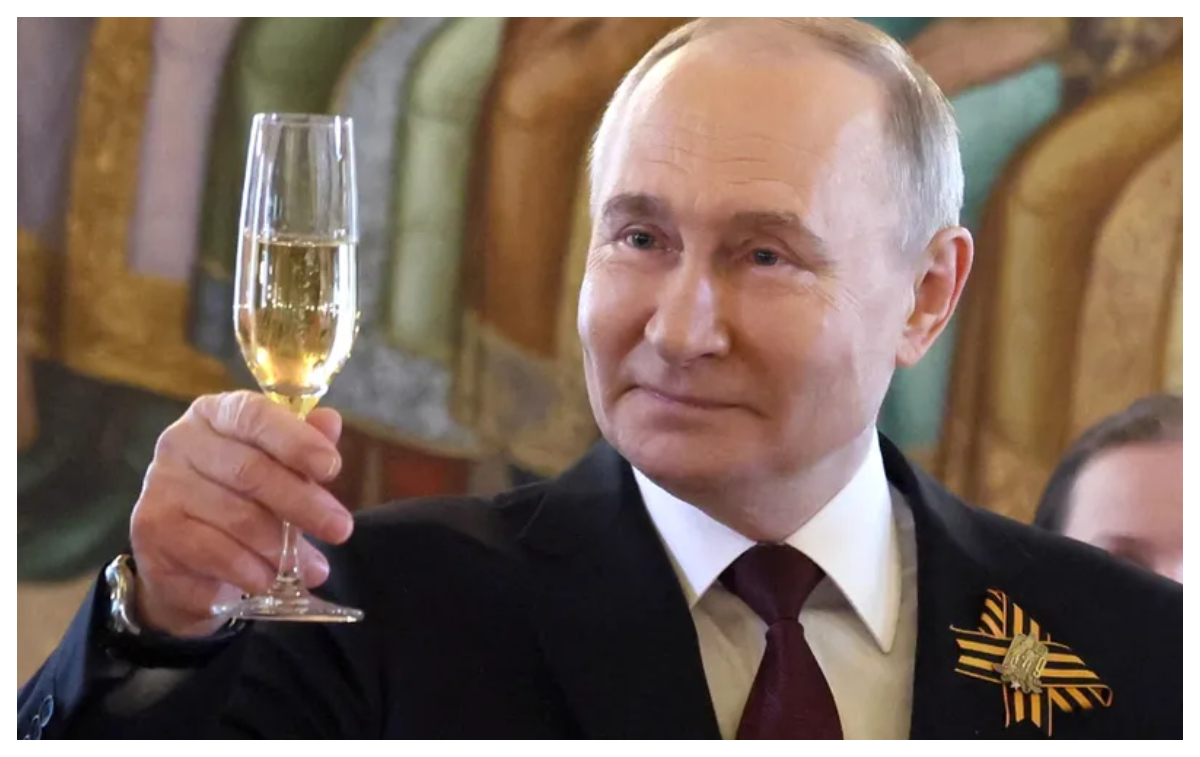 Mesajul lui Putin de Anul Nou 2026 pentru soldaţii care participă la „operaţiunea militară specială” din Ucraina: „Cred în voi şi în victoria noastră!”