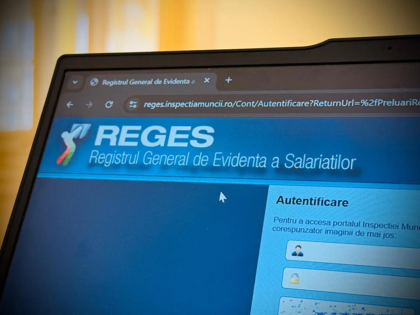 Angajatorii mai au DOAR 1 ZI la dispoziție pentru a migra la REGES Online. Amenzile sunt usturătoare