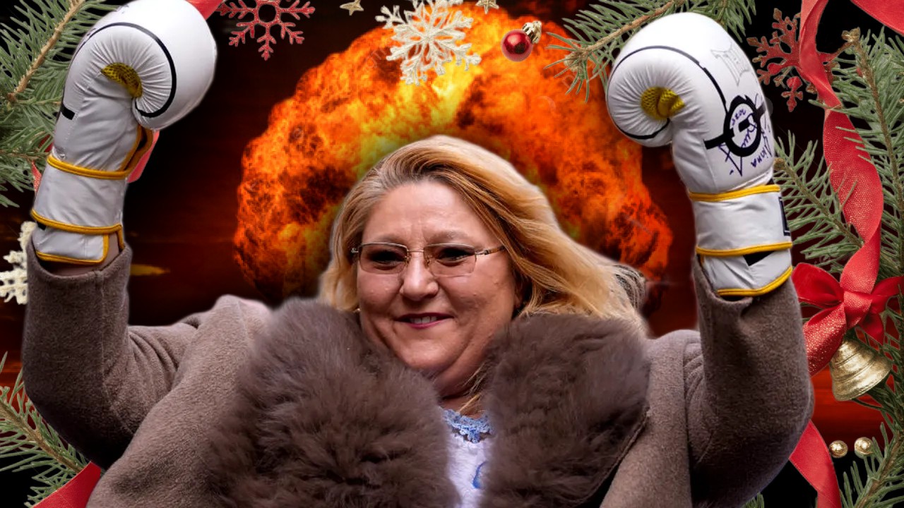 Diana Șoșoacă, consiprații și sărbători cu aragazul rece. Europarlamentara spune că a fost la un pas de a sări în aer, chiar înainte de Crăciun: „V-ați pus planul în aplicare ca să bubuiți blocul în care locuiesc”