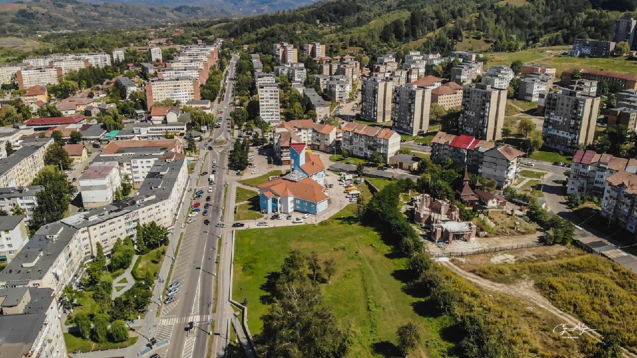 Orașul din România în care un apartament cu două camere se vinde cu doar 9.500 de euro, în decembrie 2025