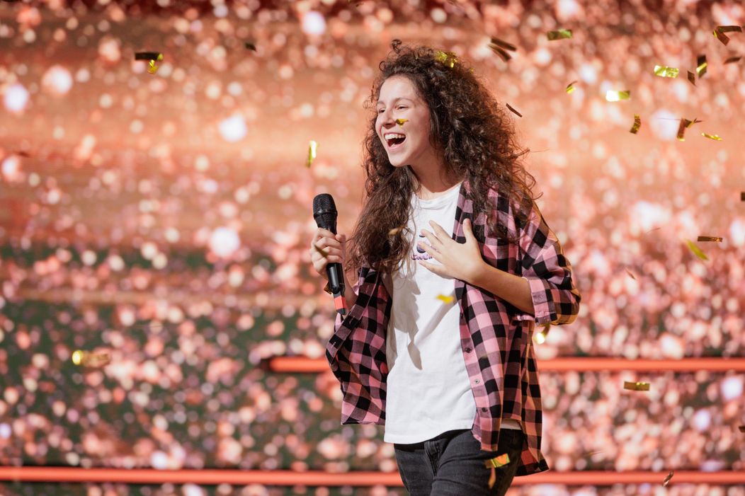Românii au talent 23 ianuarie 2026: Cine este Bianca, adolescenta de doar 14 ani care a primit primul Golden Buzz al acestui sezon VIDEO