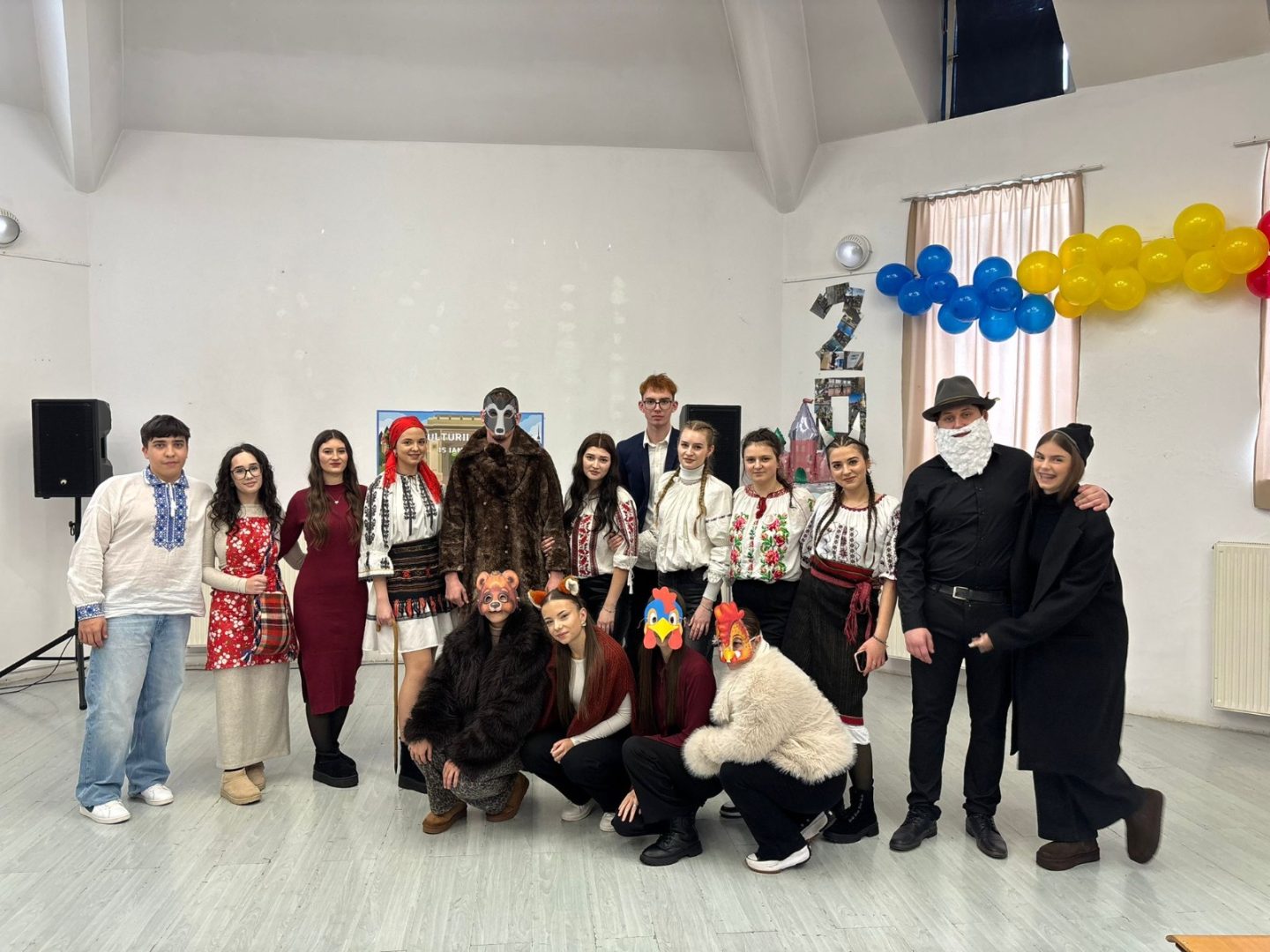 La Odorheiu Secuiesc, elevii scriu povești româneşti. Cum a ajuns la tipar antologia „Biblioteca fermecată”